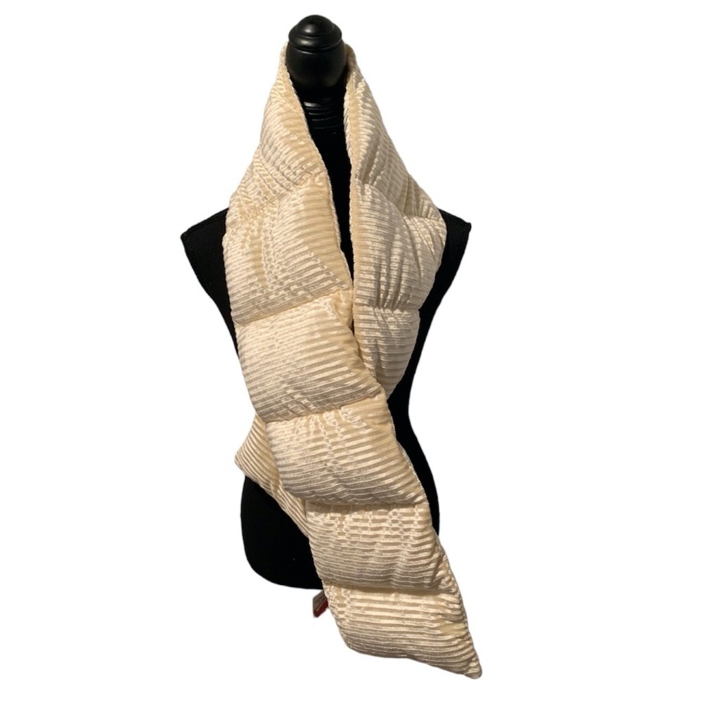 Steve Madden Women's Cream Puffy Velvet Ribbed Scarf NWT